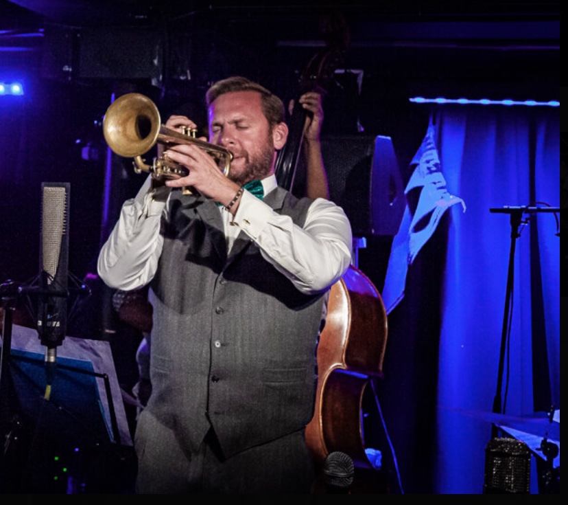 CharlieDore's tweet photo. It's getting closer! Our first #RealLiveGig this year is June 25th @KingsPlace.I'll be playing #LikeAnimals + full band @JulianLittman🎸 #GarethHuwDavies 🦬 #FergusGerrand🥁 @VioletaVicci 🎻#QuentinCollins🎺 +sp guests⭐️Tkt:https://t.co/GjdeR6VPi8 #SafelyDistanced #FreshAirCon https://t.co/BP2Q1Dzmyo