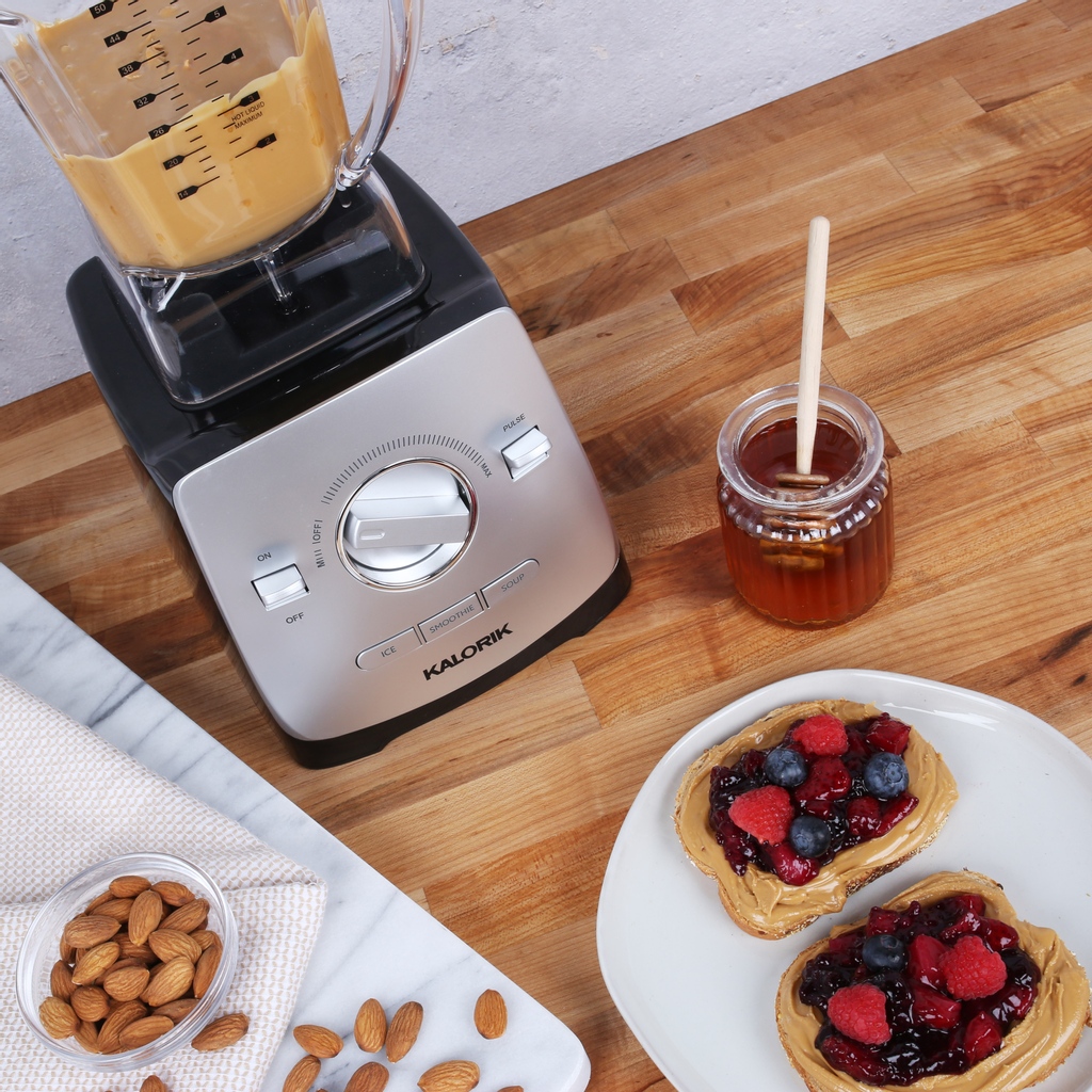 Kalorik's tweet photo. It's #PeanutButterJellyTime π Bite into the perfect #PBJ this #PeanutButterAndJellyDay. Get the full #HomemadeNutButter recipe here: https://t.co/BaxgSkmKRc https://t.co/anilQj8iP9
