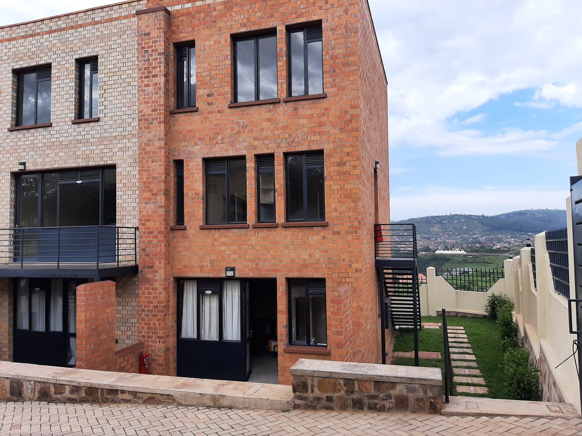 alxrutagengwa's tweet photo. Happy to visit Justin's @UrbanPatchRw project, a new completed apartment in #Kibagabaga, with increased densities of 8 dwelling units+openspace+parking on only abt 900sqm.This can serve as one of models of affordable&amp; sustainable housing 2 meet the land use challenges in #Rwanda https://t.co/hFRjVSN3nN