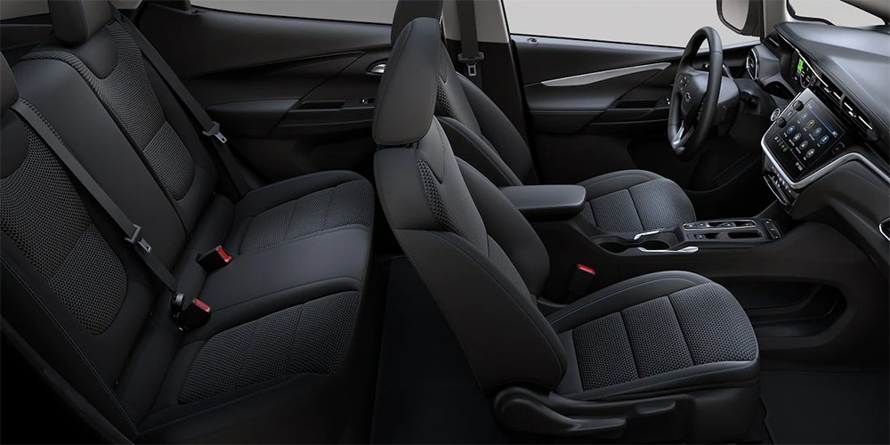 BwalkAutoCenter's tweet photo. You'll love the spacious seating of the #2022Bolt. https://t.co/bdqgKAlzYZ