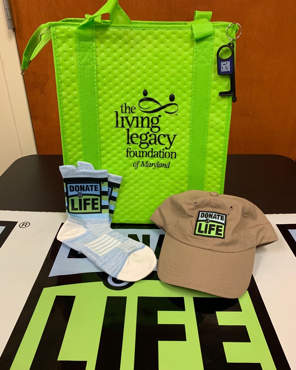 TheLLF's tweet photo. Did you know that our weekly quizzes aren't the only way to win a great prize this April? We have FIVE special #DonateLife prize packs to give away through our #In1Word campaign! Winners are selected randomly each week. Learn more and share your word at https://t.co/9eolbH4nZM! https://t.co/a9gtidBoit