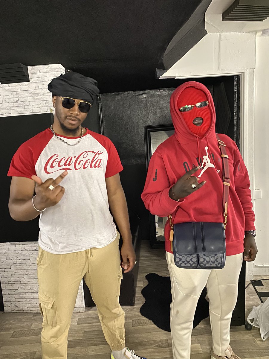 keyheaveeeen's tweet photo. 👳🏾‍♂️🥷🏿🩸 https://t.co/yMwZqLkbA8