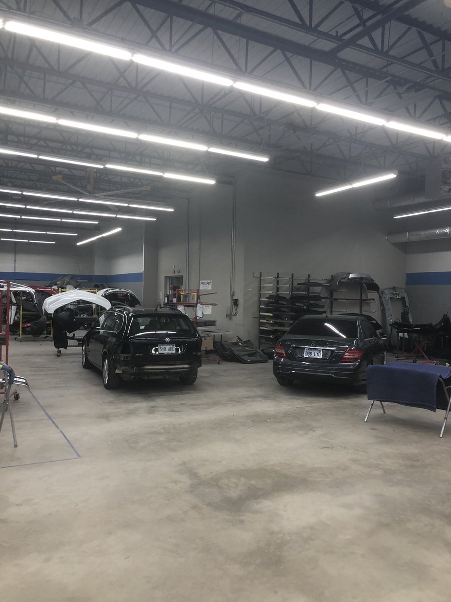 BrentKemnitz's tweet photo. @BrentKemnitz Day#69 @CityofWichita Treasure-All Angles Collision Repair ๐ป๐ป Voted Best Auto Body Repair In Wichita with four locations (Six in Ks) Shoutout to owner and loyal @GoShockers supporter Steve Austin ๐๐ฝ๐๐ฝ๐๐ฝ #watchus #wichitachamber #wichitalife https://t.co/DQKDFJUOuR
