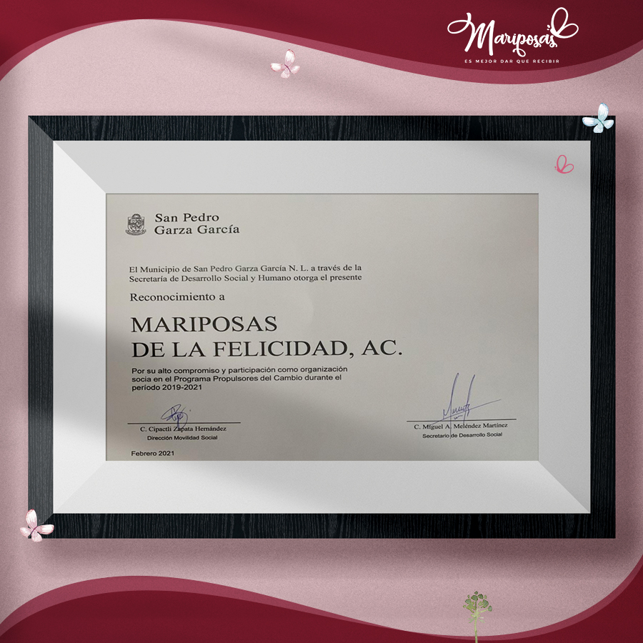 acmariposas's tweet photo. ¡En #MariposasAC nos llena de orgullo compartir con ustedes un logro más! 🏆 Sin duda, la mejor recompensa de nuestro trabajo es apoyar a quien más lo necesita. 🦋 

¡Gracias por darnos la oportunidad de ser parte de su vida! #JuntasNosTenemos👭 https://t.co/LXvJNfZriy
