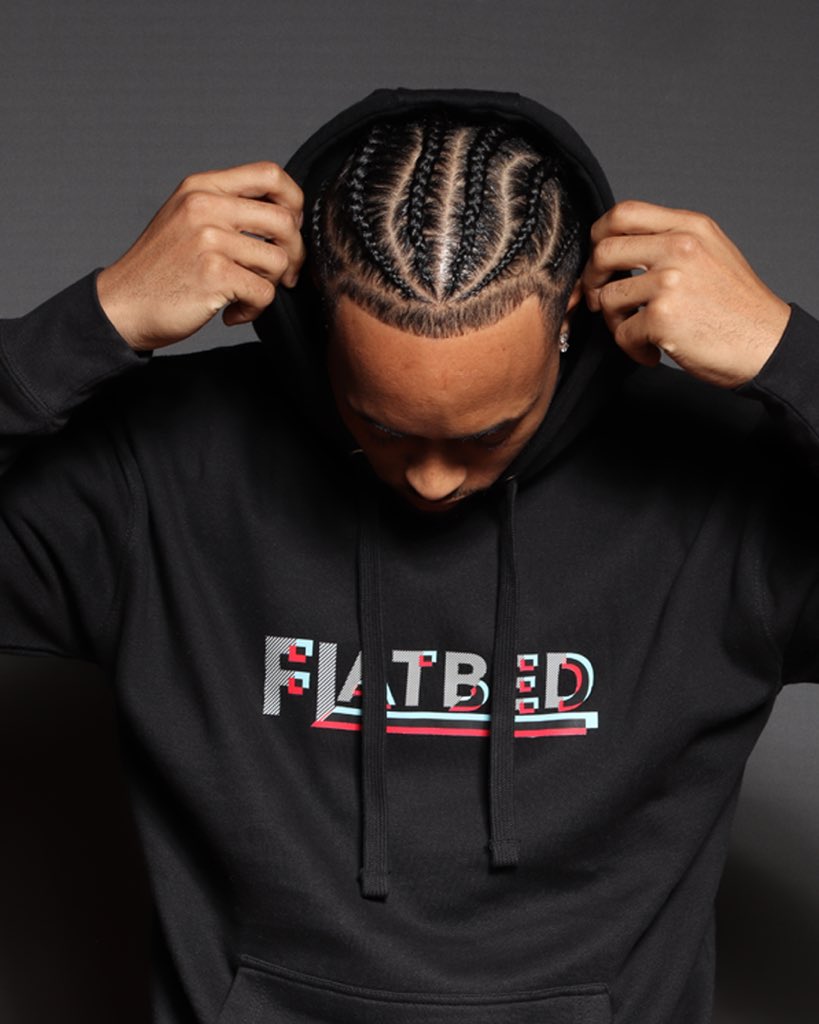 Jayoni_'s tweet photo. The Flatbed Signature Collection out now!!!!

Includes: 
✔️Flatbed Signature Hoodie
✔️Flatbed Signature Beanie
✔️Flatbed Signature Mask 

LINK IN BIO to shop | @flatbed_ent 

Photographer: @iamwillsledge 
ONESHOT Photography https://t.co/ZR4jIGJ7l8