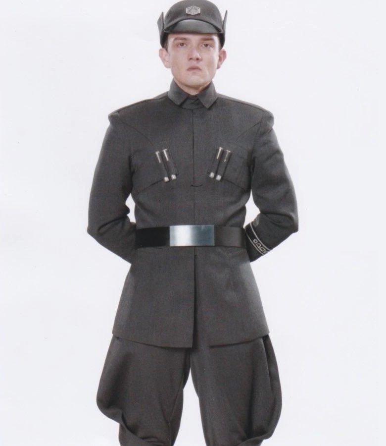 Офицер 1 группы. Дофельд Митака. Форма имперских офицеров Звёздные войны. Имперский генерал Звездные войны форма. Форма имперского офицера Star Wars.