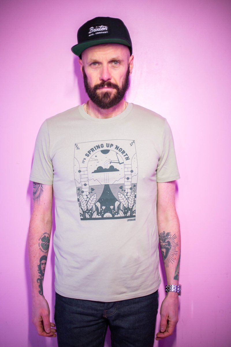 LifeshareUK's tweet photo. They're made in factories that care for the welfare of the workers and they are printed locally by @floodclothingco with eco-friendly inks.
We've even introduced a 2-pack so you can get a cheeky discount if you can't choose just one! #SpringUpNorth https://t.co/IsQ68VfU6q https://t.co/aKgQVYuroX