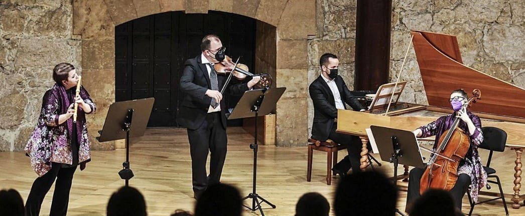 Os compartimos esta foto de nuestro fantástico concierto ayer en Oviedo 🤩🎻

¡Entradas agotadas desde el primer día que salieron a la venta!😱 ¡Gracias al público asturiano por la enorme acogida! 💚

¡Nos vemos en un rato en León!

#atributetotears #seguimosenruta #handel