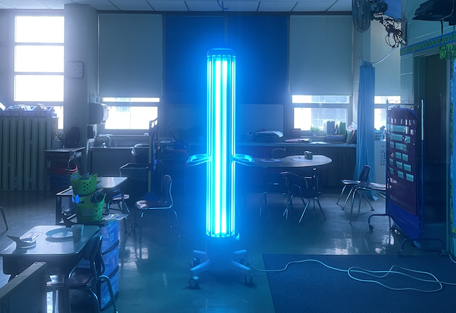 DA_magazine's tweet photo. 1,000-sq. ft. in 7 minutes: More affordable #ultraviolet lighting units offer #schools a fast new tool to fight #COVID #schoolsreopening @RidleyDistrict @RZeroSystems https://t.co/irAWFv7W00 https://t.co/kbxcYIEyV4