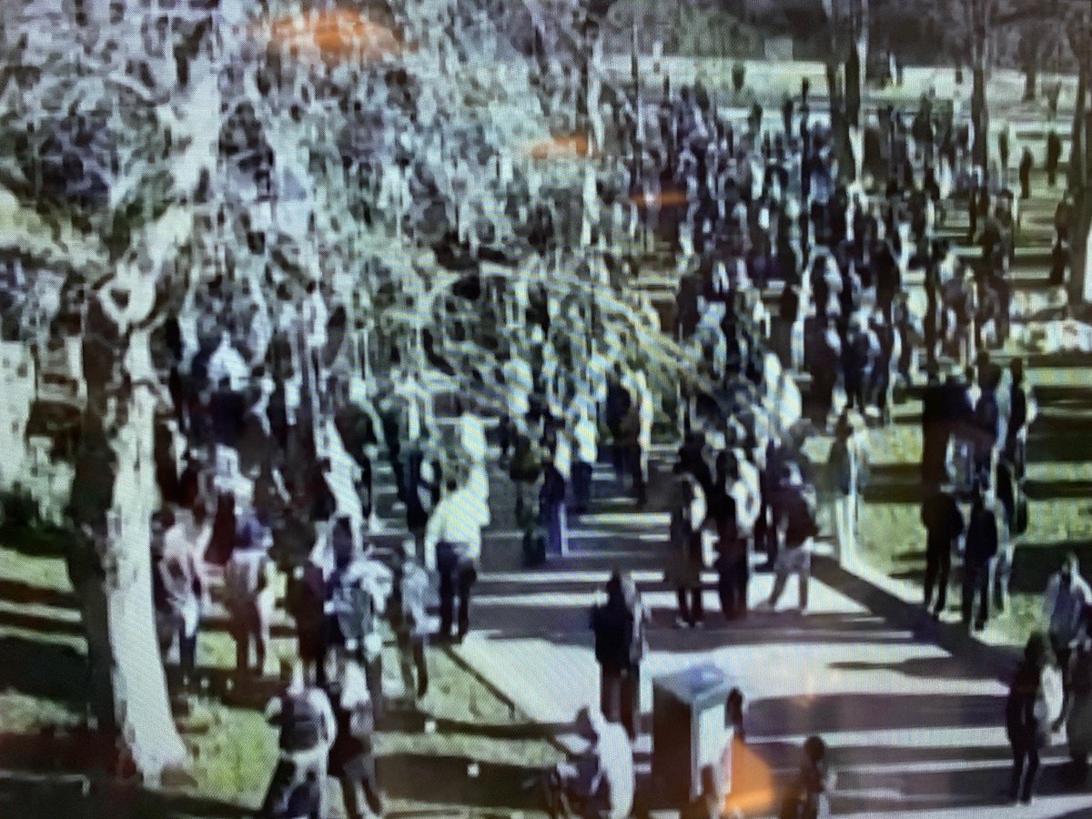 ASPolice's tweet image. A significant number of people have gathered in Castle Park in #Bristol.

Officers are engaging with them and asking them to disperse. 

All gatherings remain a breach of COVID restrictions.

We continue to urge people not to attend.

We will take enforcement action if necessary.