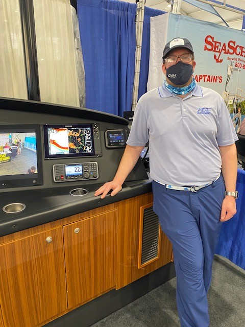 IcomAmericaInc's tweet photo. The 2021 @pbboatShow Palm Beach Boat Show is off to a fantastic start, and we would like to thank all of our dealers for their support. Find out more about VHF radios, SSB, and AIS systems at the Icom booth before th... https://t.co/xKvMJ35hIC #acboatshow #boating #IcomEverywhere https://t.co/ypx7m5xBXp