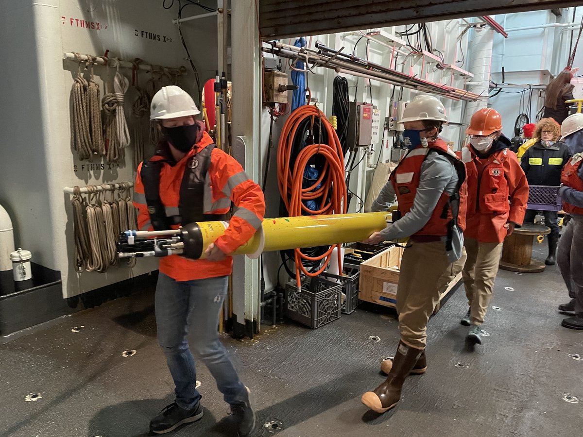 Global Ocean Biogeochemistry Array (@go_bgc) on Twitter photo The first GO-BGC float has been launched, marking the start of this new <a href="/NSF/">U.S. National Science Foundation</a> funded program!
This global array of biogeochemical profiling floats is a collaboration led by scientists at <a href="/MBARI_News/">MBARI</a> along with <a href="/UW/">University of Washington</a>, <a href="/Scripps_Ocean/">Scripps Institution of Oceanography</a>, <a href="/WHOI/">Woods Hole Oceanographic Institution (WHOI)</a> and <a href="/Princeton/">Princeton University</a>. The first GO-BGC float has been launched, marking the start of this new <a href="/NSF/">U.S. National Science Foundation</a> funded program!
This global array of biogeochemical profiling floats is a collaboration led by scientists at <a href="/MBARI_News/">MBARI</a> along with <a href="/UW/">University of Washington</a>, <a href="/Scripps_Ocean/">Scripps Institution of Oceanography</a>, <a href="/WHOI/">Woods Hole Oceanographic Institution (WHOI)</a> and <a href="/Princeton/">Princeton University</a>.