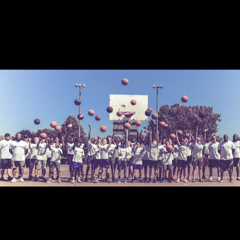 ebskillsacademy's tweet photo. #flashbackfriday #ebsa #training2020 #basketballtraining #basketballislife #repost #share https://t.co/7RCXdrriBZ