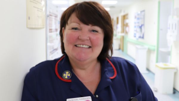 We've been proud to support staff and patients through the pandemic, increasing funding for psychological support. Matron Aly Foyle for Bud Flannagan spoke to @BBCRadio4’s #InsideHealth in January about her experiences as a nurse over the last year -> bit.ly/2Pwx8D7
