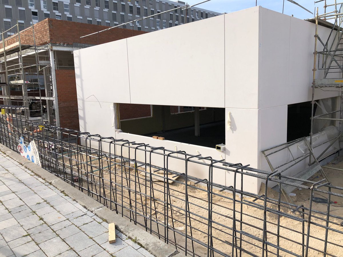 AMPANuriaEspert's tweet photo. La obra del CEIP Nuria Espert sigue avanzando para acoger a todos los alumnos en septiembre de 2021. Pero no olvidemos que necesitamos listo el edificio de primaria para septiembre de 2022 @educacmadrid #sosceipnuriaespert #licitacionya #fase2 https://t.co/gpZ8yAsRe7