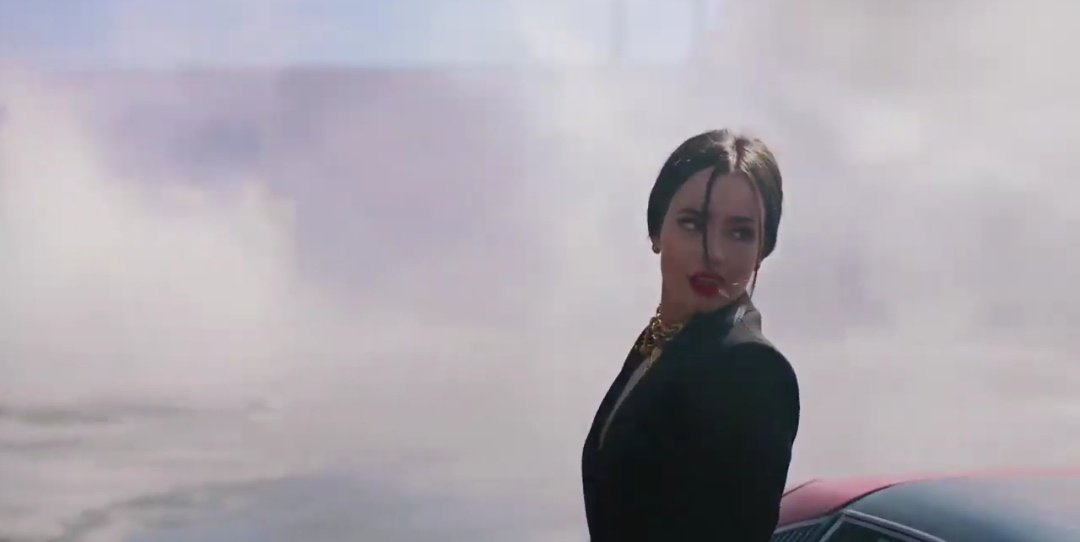 grqthy's tweet image. the power YOU hold
@SofiaCarson
INFINETELY grateful w you for giving the world this MASTERPIECE!!!
#foolsgold ♥️🔥