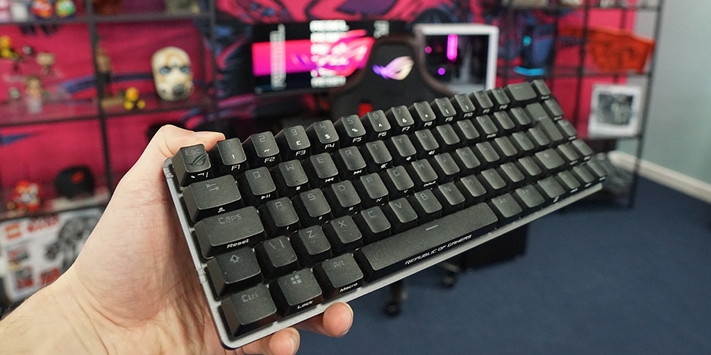 ASUS_ROGUK's tweet photo. -Compact 65% layout
-Interactive touch panel
-Wireless Aura Sync with per-key RGB lighting
-Part of #RMGDraw
-Post a photo or video of your ASUS product from the #RMG List
- Give a review of how you've found using the product use #RMGDraw
- UK resident
https://t.co/443PA1elTy https://t.co/V2LhHBeTL8