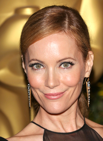 Happy birthday to Leslie Mann  