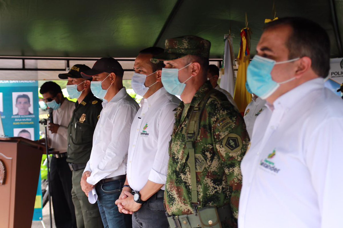 MAguilarHurtado's tweet photo. Desde el Paraíso de Santander, Cimitarra, iniciamos una importante agenda. 

#SiempreSantander es un Gobierno que recorre el departamento, no somos un gabinete de escritorio. Estamos aquí cumpliéndole a las familias con noticias en vivienda, educación, salud y reactivación. https://t.co/IFj2DxIL1L