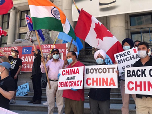 PaulGGarlow's tweet photo. @dktatlow @Byron_Wan @AMFChina @SariArhoHavren @anderscorr @SolomonYue @GordonGChang @Jkylebass @adrianzenz @noahbarkin Shall we see if Boss's Chinese profits are sufficient to float the entire company? Yet another company kowtowing to China, preferring profits over human misery.
#BoycottBoss #BoycottBeijing2022 #DivestFromChina #Chinazi #DefyChina https://t.co/RmiCIomHIG