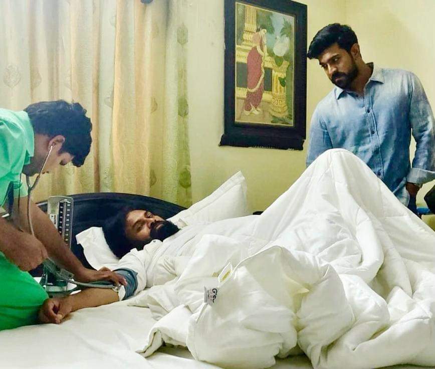 pavanmudhiraj04's tweet photo. #HappyBirthdayRamcharan 
#Vakeelsaab #RCBdaySplMotionPoster
Pk-Rc bonding 😍😍 https://t.co/8zNHmVInvV