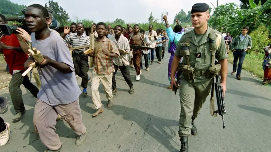 franceinfo tweet media