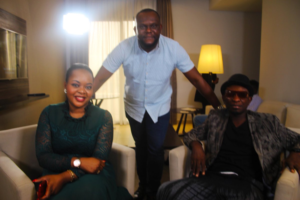NewConceptManag's tweet photo. Préparation de l'émission STAR PARADE Sur TV 5 Monde avec Stéphane Malonga et Marylin Kakonde

#RDC #RDCONGO @TV5MONDE https://t.co/GsB5AkXT6w