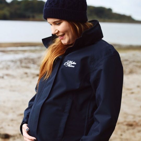 The right equipment is crucial to hiking safety, especially when you’re #pregnant. Samantha Jenkins, founder of <a href="/motherandnature/">Mother & Nature</a>, wrote a guest post to explain more.

Out now on the blog: 7 Things Every Pregnant Hiker Needs

herwildway.com/2021/03/12/7-t…

#guestblog #hiking #outdoors