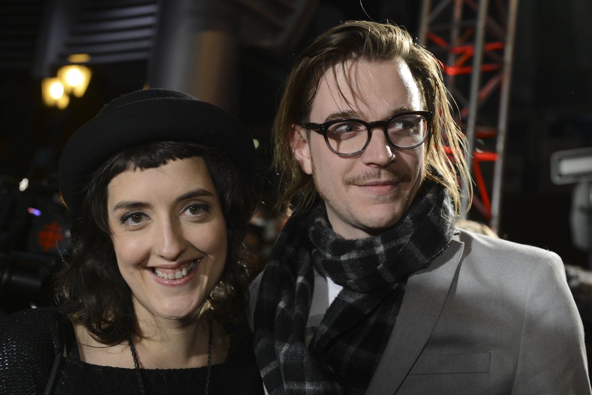 QUB musique (@qubmusique_ca) on Twitter photo Sympathique discussion avec <a href="/mp_arthur/">Marie-Pierre Arthur</a> et François Lafontaine pour notre série d'entrevues «Portrait de famille» sur QUB musique!
musique.qub.ca/article/marie-âŠ
#musiquedici #culturedici #musique #qubmusique Sympathique discussion avec <a href="/mp_arthur/">Marie-Pierre Arthur</a> et François Lafontaine pour notre série d'entrevues «Portrait de famille» sur QUB musique!
musique.qub.ca/article/marie-âŠ
#musiquedici #culturedici #musique #qubmusique