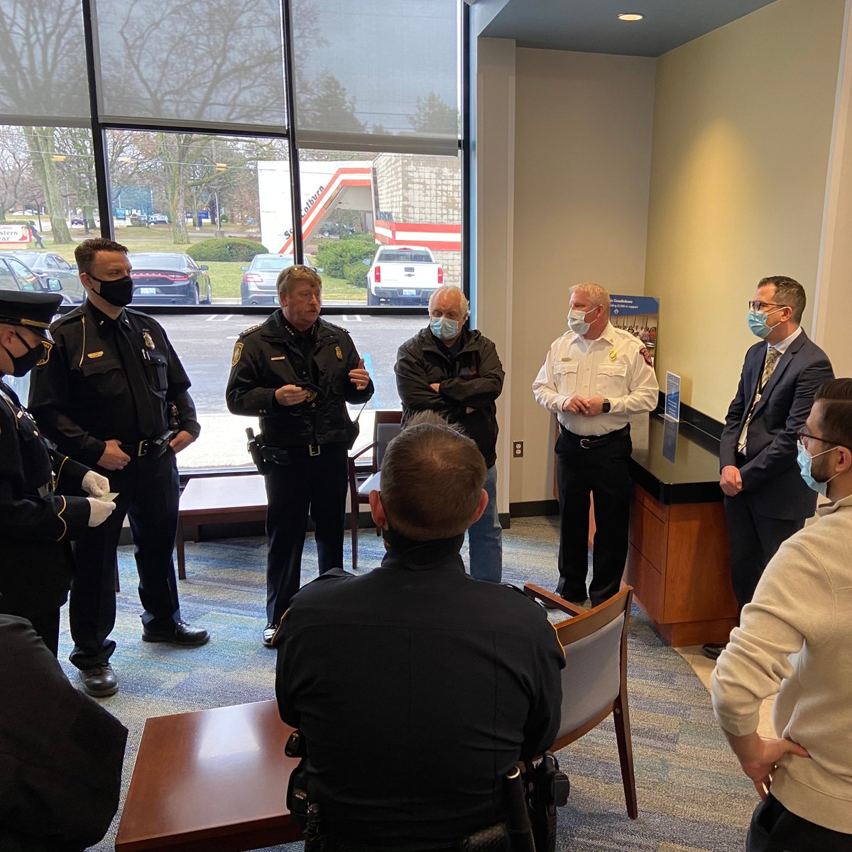 djwest777's tweet photo. Business, police/fire union contributions were used to open an account at @MSGCU to launch the Livonia First Responder Foundation, a new effort to provide more resources for community outreach by Livonia Police and Fire. A motorcycle raffle is coming soon to grow the account. https://t.co/cvoAmezcE7