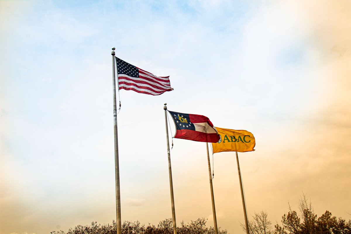 AbacAdmissions's tweet photo. #PhotoFriday - You do not want to miss out on views like this one! Apply to ABAC now through the link in our bio!
#ABACadmissions
#GeeHawWhoaBack
#GoStallions https://t.co/csZzJdIeOu