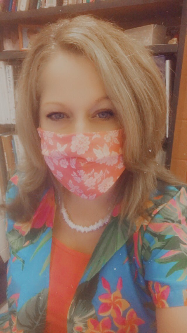 MrsStreetPHS's tweet photo. Aloha Day is the best day! @THEPatriotHS @pipprinting https://t.co/i1KDOxEWiT