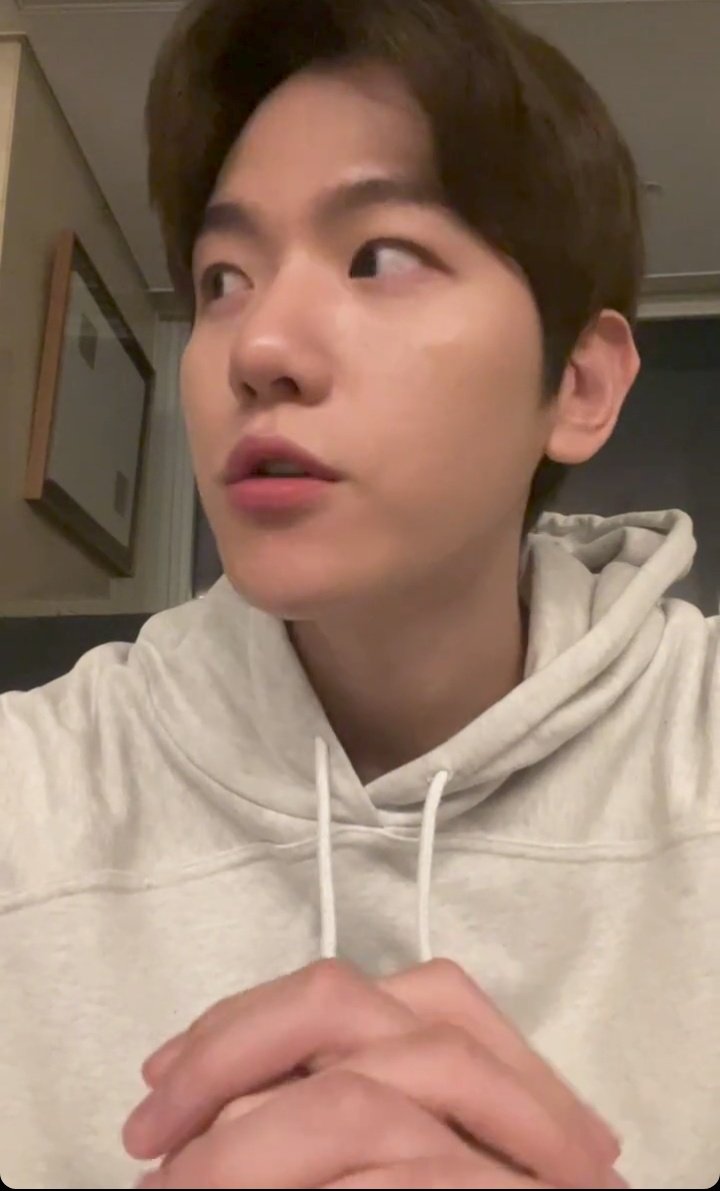 raukakk's tweet photo. #큥이버블 
#WeLoveYouBaekhyun #CheerUpBaekhyun
I'll missing you ❤️ we will wait you❤️ we will be with you forever ❤️❤️❤️ https://t.co/YF4eYbqIdn