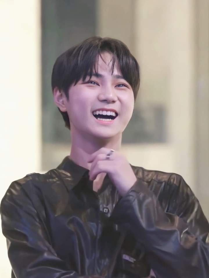 yunguyung95's tweet photo. 26 Maret!! 
Happy birthday dedek daniel 💙💙💙
Semoga kamu bisa cepet debut ya dek, nuna sm dandelions yg lain kangeeeen banget sama niel. Semoga niel baik-baik aja ya disana. Ditunggu kabar baiknya dari niel 💙💙
#김동규 #다니엘 #DANIEL_ILAND
#danielbirthday https://t.co/uaOG85BhR1