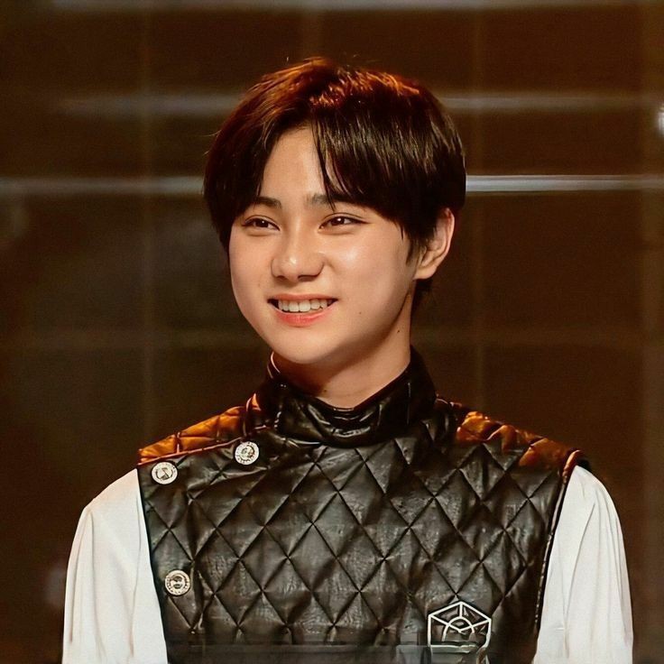 yunguyung95's tweet photo. 26 Maret!! 
Happy birthday dedek daniel 💙💙💙
Semoga kamu bisa cepet debut ya dek, nuna sm dandelions yg lain kangeeeen banget sama niel. Semoga niel baik-baik aja ya disana. Ditunggu kabar baiknya dari niel 💙💙
#김동규 #다니엘 #DANIEL_ILAND
#danielbirthday https://t.co/uaOG85BhR1