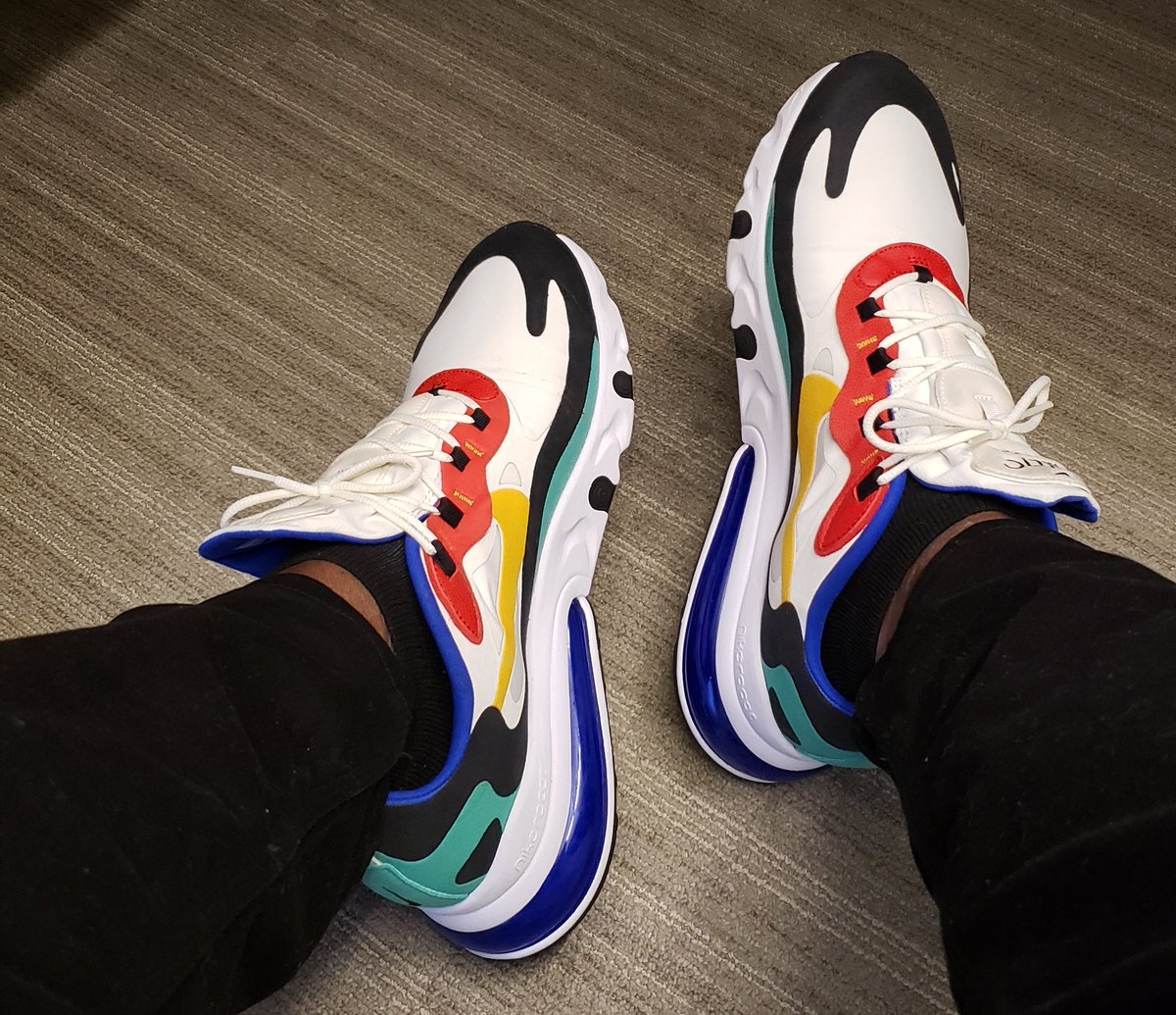 Ni_mark's tweet photo. TGIF Happy AirMax Month 🔥👟 #AM270 #AirMaxDay #sneakeraddict #nike #justdoit #AIRMAX #Airmaxmonth #Airmax270reacts https://t.co/2Woq13oVyI