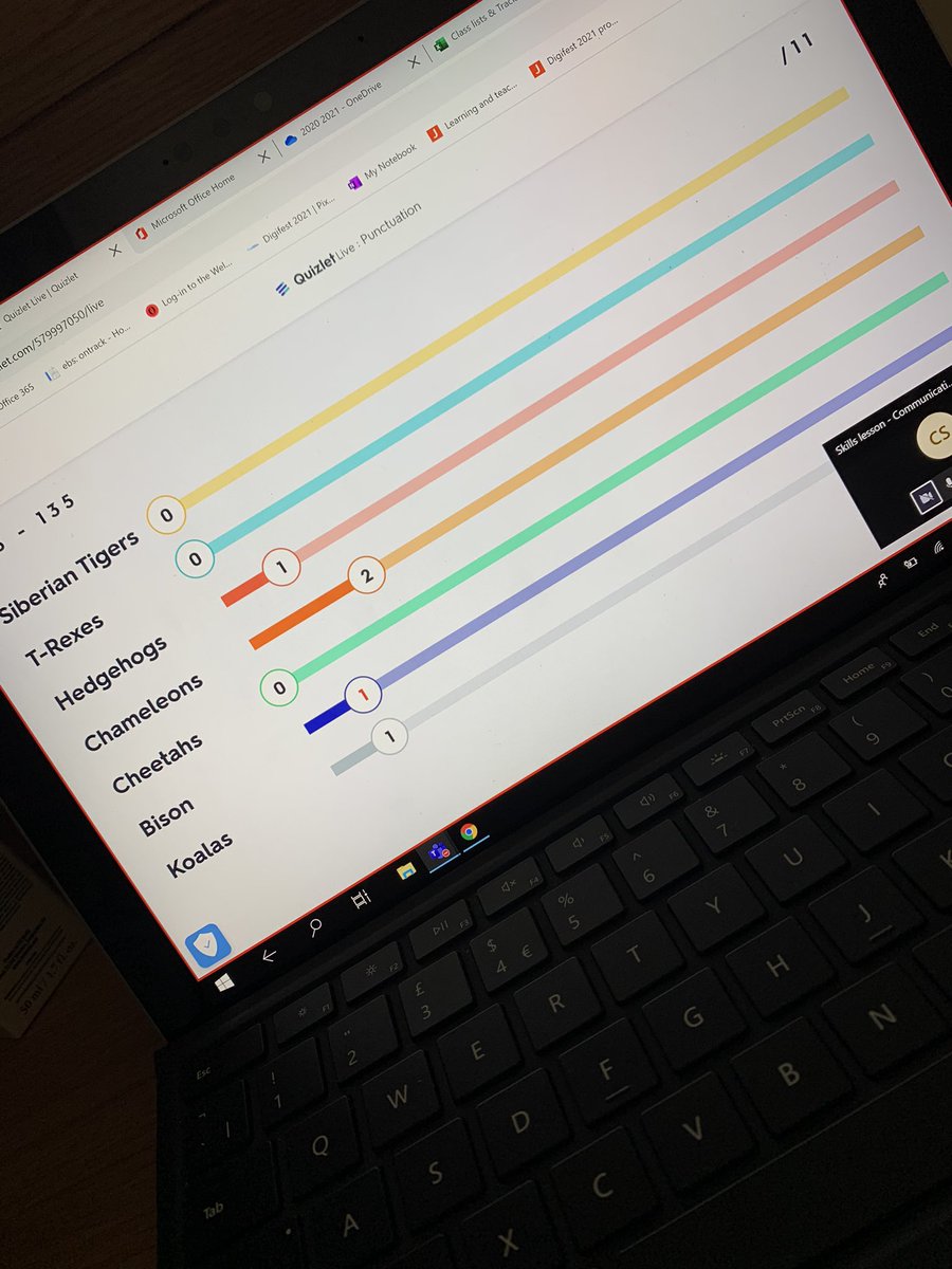 SiobhanPoulton's tweet photo. Friday feeling & start of a much needed Easter break. My group loved the @quizlet live starter activity and I was so happy to be able to send this message to my learner. Ending this term on a high 💫✨ @ColegyCymoedd #collegecontinues https://t.co/lbaoMTeikc