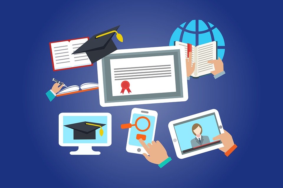 Assane79021626's tweet photo. Personnellement, je plaide pour  l'insertion d'un programme "#education au #numérique" sur le curriculum dès le bas âge. Cela va permettre ainsi d'inclure aux jeunes une bonne culture numérique et éveiller leur conscience sur le sujet.
#éducation #numérique #cybersecurity #tic https://t.co/QhaWh3WxOe