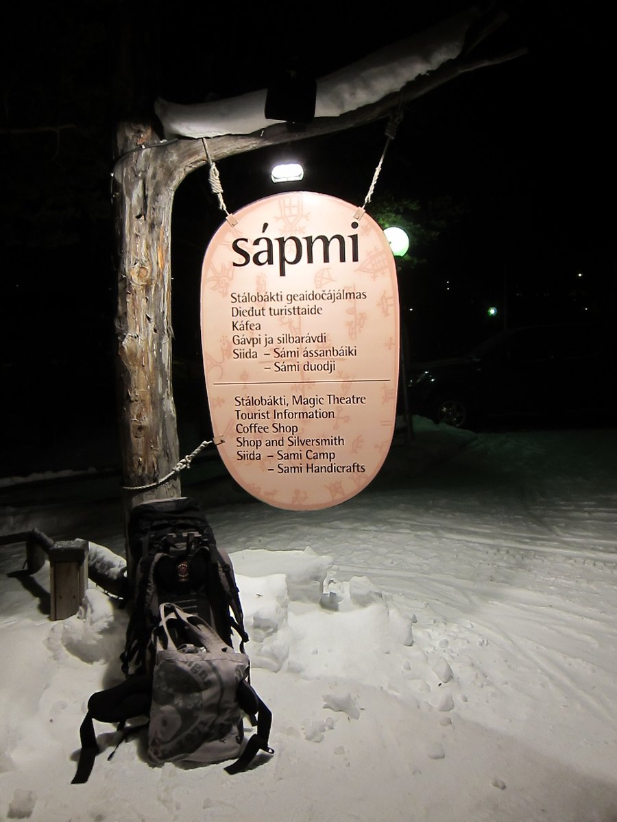 alpharootstudio's tweet photo. #私の一番頑張った画像 
2012年2月・3月　大学の卒業旅行の名目で約1カ月北欧の北極圏を徒歩と電車・路線バスで旅しました。基本の野宿で、-20度前後の夜をモンベルのバロウバッグ＃3で凍えそうになりながら何日も過ごしたのは今でも懐かしい思い出です。 https://t.co/N6iXwu7HXz