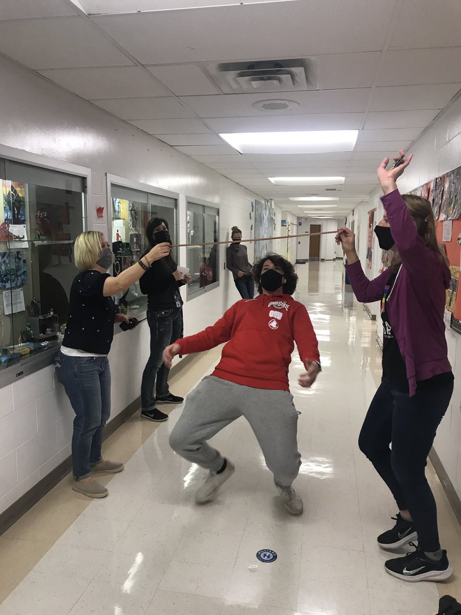 Every limbo boy &amp; girl all around the limbo world 🌎 ~ can’t imagine a better way to start our day at the HUB! <a href="/HCSD_ILC/">The Innovation Campus</a> <a href="/EcologyAnd/">Art and Ecology</a>