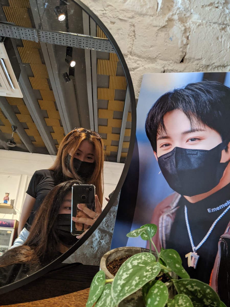 viennajloo_'s tweet photo. had so much fun today ! <3 thank you for organizing !! @mashihomiracle
#miraclesinmarch
#FOR_MASHIHO_DAY
#우리_기적이_마시호
#마시호 #MASHIHO #マシホ #TREASURE https://t.co/h4CeOdIn2y