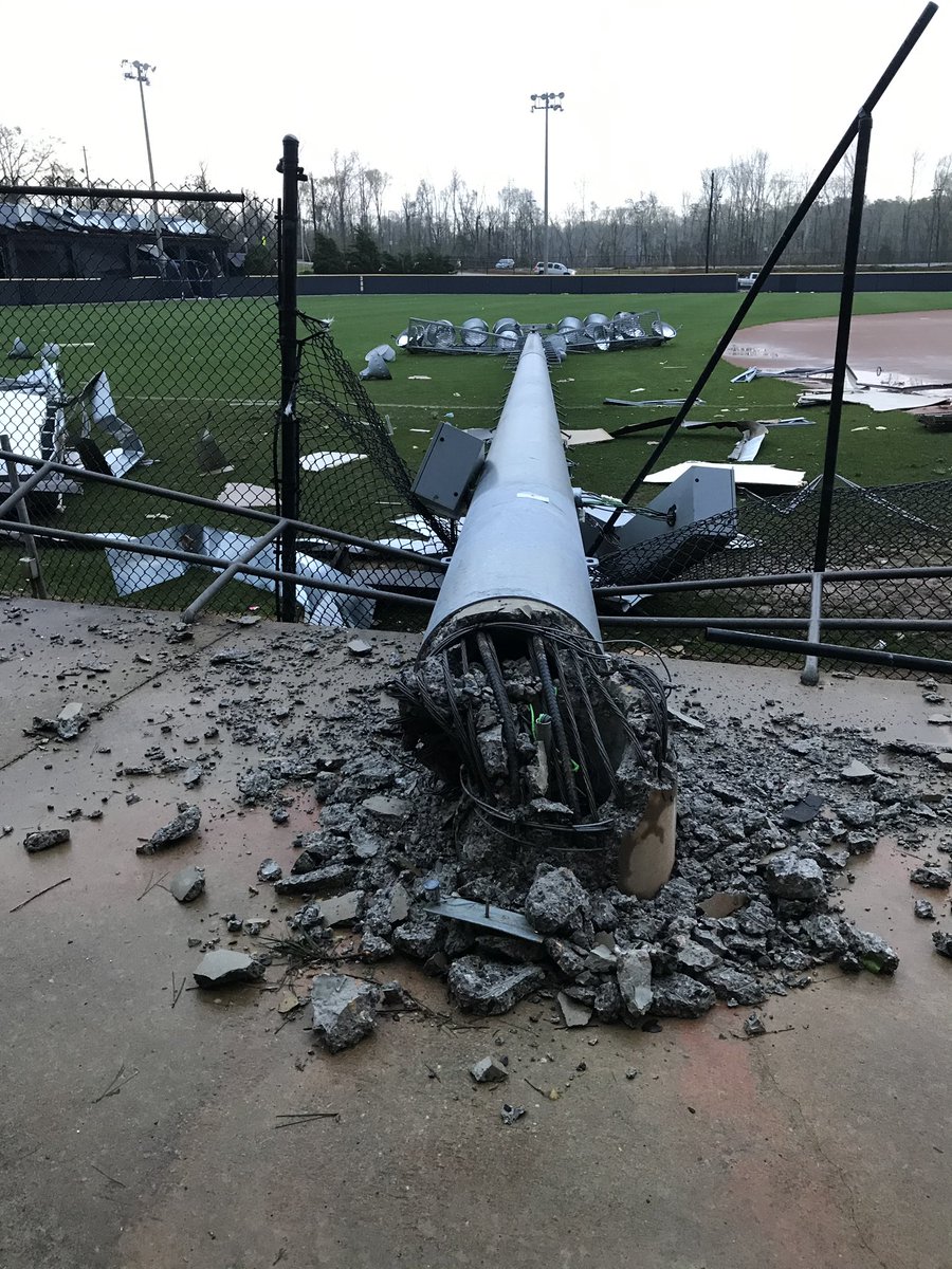 fca_coachrob's tweet photo. Scenes from Newnan. 🙏🏼 https://t.co/ZwvP5A15ww