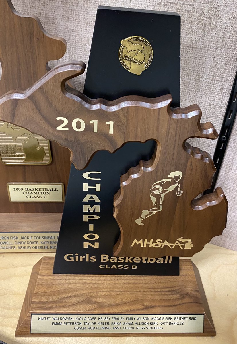 OlivetSports's tweet photo. The Olivet girls’ 🏀 squad will be in search of its first district championship in 10 years when it takes on Pennfield tonight at 7:00 PM at Hastings HS. Limited tickets are available to the public on https://t.co/u3jThKJW4c after 12:00 noon today... https://t.co/5aCJ1ozIMP