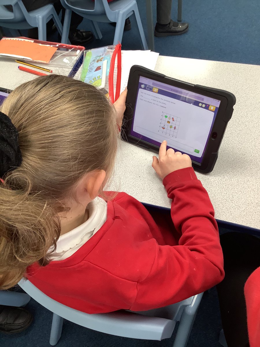 All_Saints_Sch_'s tweet photo. Year 4 have enjoyed using Maths Shed this morning! They have been identifying lines of symmetry and patterns 👏🏽 #MathsShed https://t.co/wtKZdXDtdb