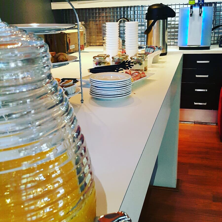 NtseleK's tweet photo. #corporatefunctionsandlunch https://t.co/V6Q86sP0H7