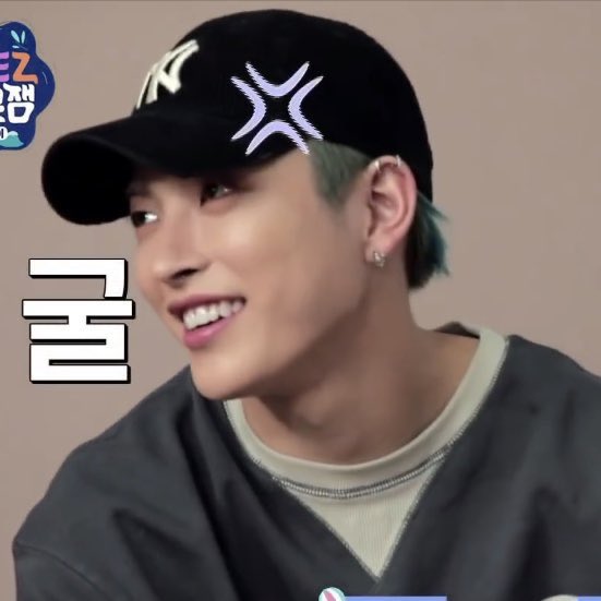 hongjoong smiling (@hongjngsmiling) on Twitter photo 