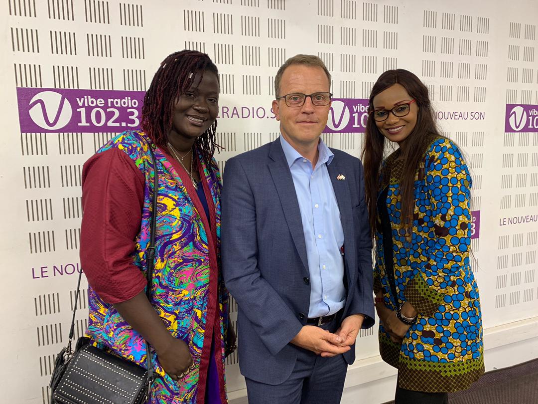 Samira Fall (@samiracouli) on Twitter photo belle émission à <a href="/viberadiosn/">Vibe Radio Senegal</a> pour parler de la création slam à 4 mains avec mon frère de plume Koffy poesic. Merci à <a href="/AmbCanSenegal/">Canada au Sénégal</a> pour le beau projet en compagnie de <a href="/Beaulieu_CAN/">Sébastien BEAULIEU🇨🇦🇺🇦</a> de <a href="/khadyb/">Khady Beye</a> et de Nadia. La langue française comme trait d'union , arc-en-ciel qui nous réunit. belle émission à <a href="/viberadiosn/">Vibe Radio Senegal</a> pour parler de la création slam à 4 mains avec mon frère de plume Koffy poesic. Merci à <a href="/AmbCanSenegal/">Canada au Sénégal</a> pour le beau projet en compagnie de <a href="/Beaulieu_CAN/">Sébastien BEAULIEU🇨🇦🇺🇦</a> de <a href="/khadyb/">Khady Beye</a> et de Nadia. La langue française comme trait d'union , arc-en-ciel qui nous réunit.