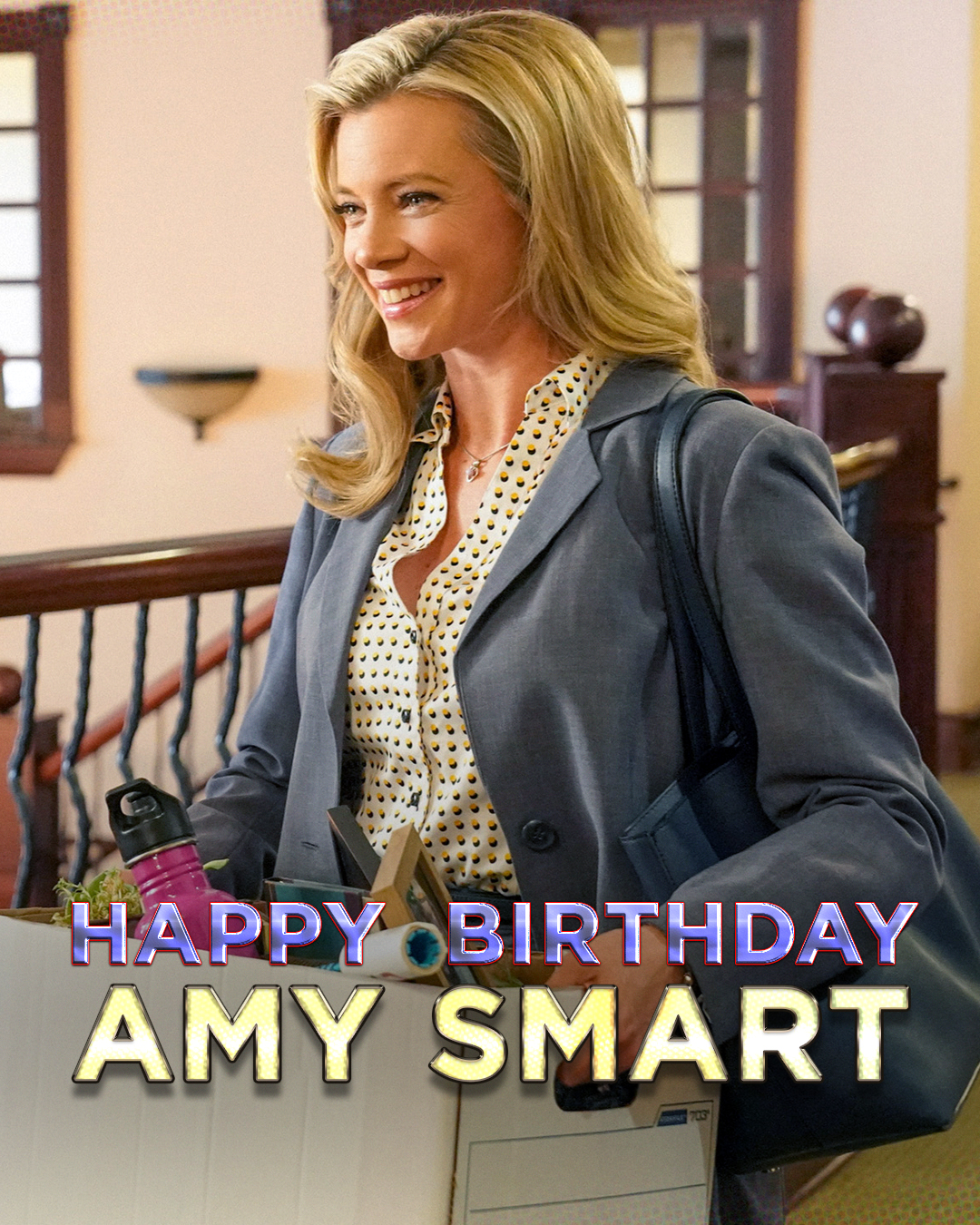 Let\s celebrate  Happy birthday, Amy Smart! 