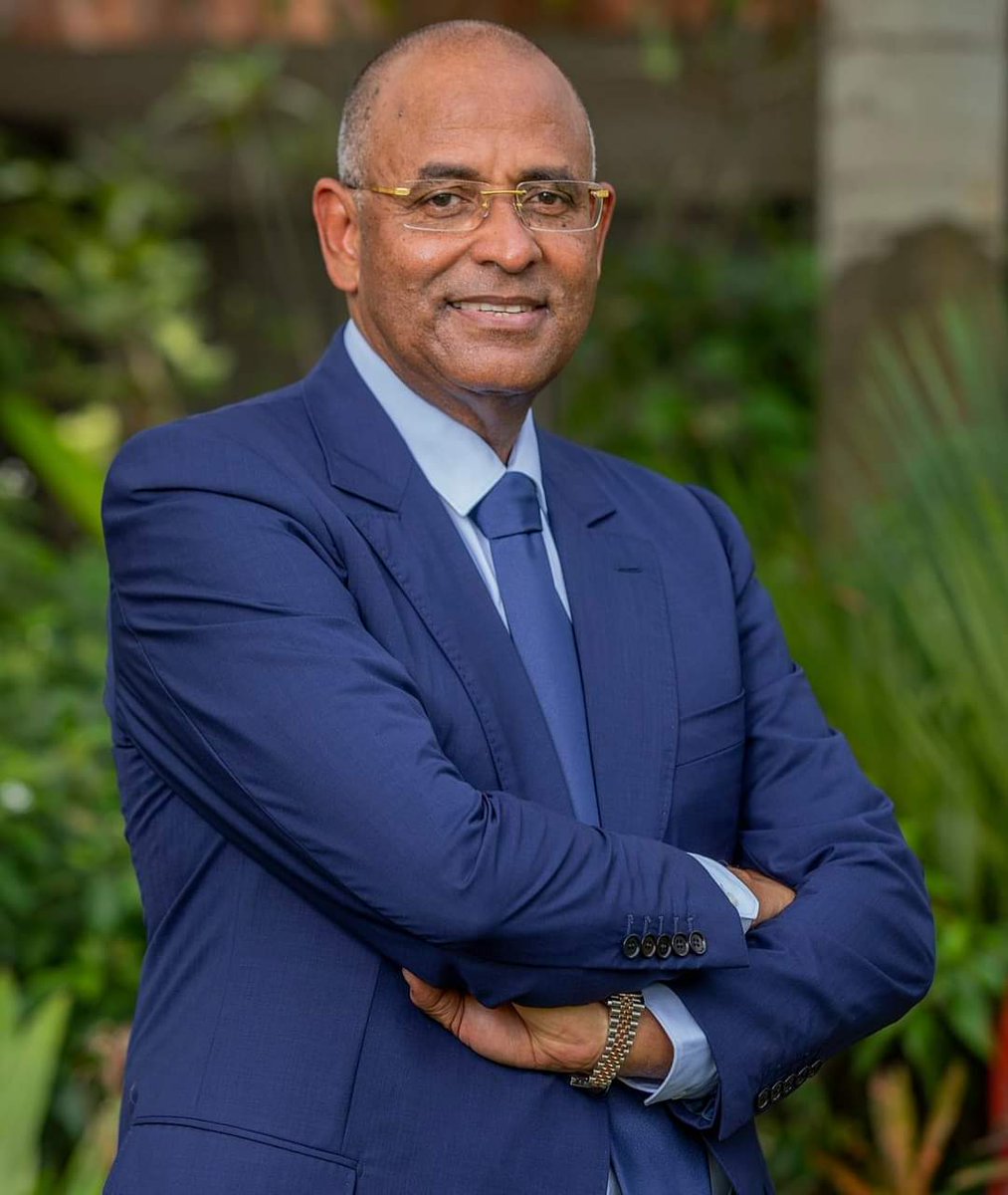 RassemblementT's tweet photo. #LeFilDeLInfo #RTV #CIV225 #Flash225
Patrick ACHI nommé Premier Ministre, Chef du Gouvernement. (Communiqué de la @Presidenceci) https://t.co/X6cfwIRPYt
