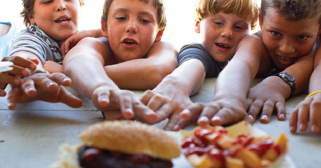 MedscapePeds's tweet photo. 📹 Is it possible to prevent CVD in adults by starting with the screening of children for familial hypercholesterolemia or elevated #LDLs?
https://t.co/DxjI5EvdfK
Via @TheEndoSociety #ENDO2021 #dyslipidemia https://t.co/uv3PsLD7li